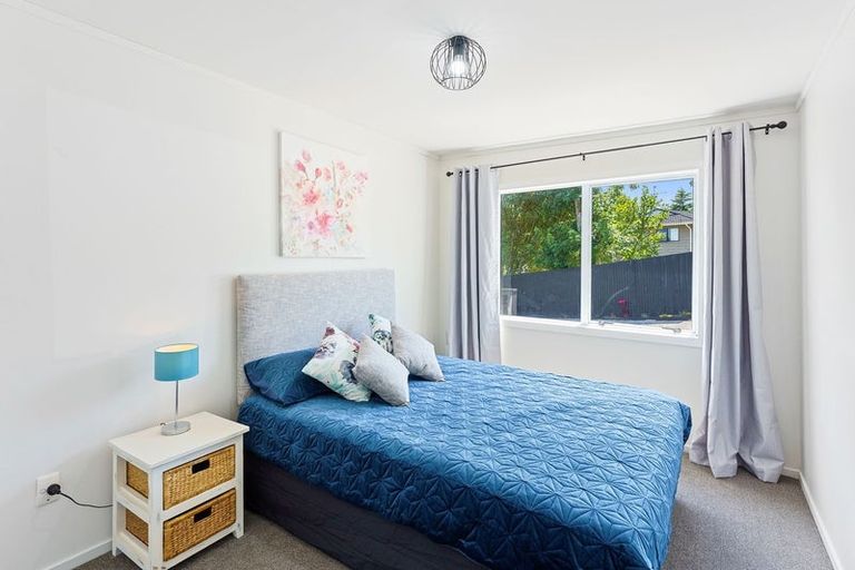 Photo of property in 30 Ruru Street, Waikanae, 5036