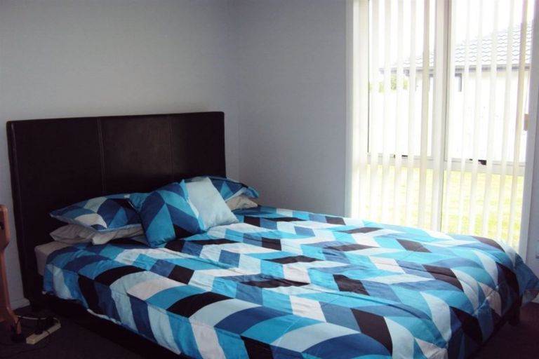 Photo of property in 31 Putake Drive, Parklands, Christchurch, 8083