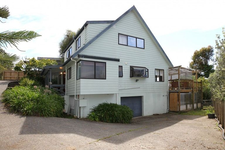 Photo of property in 37a Tauroa Road, Havelock North, 4130