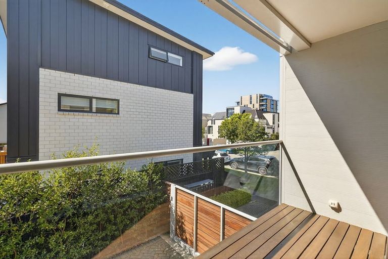 Photo of property in 2/31 Chester Street West, Christchurch Central, Christchurch, 8013