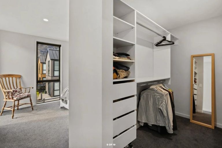 Photo of property in 33 Mulholland Drive, Jacks Point, 9371