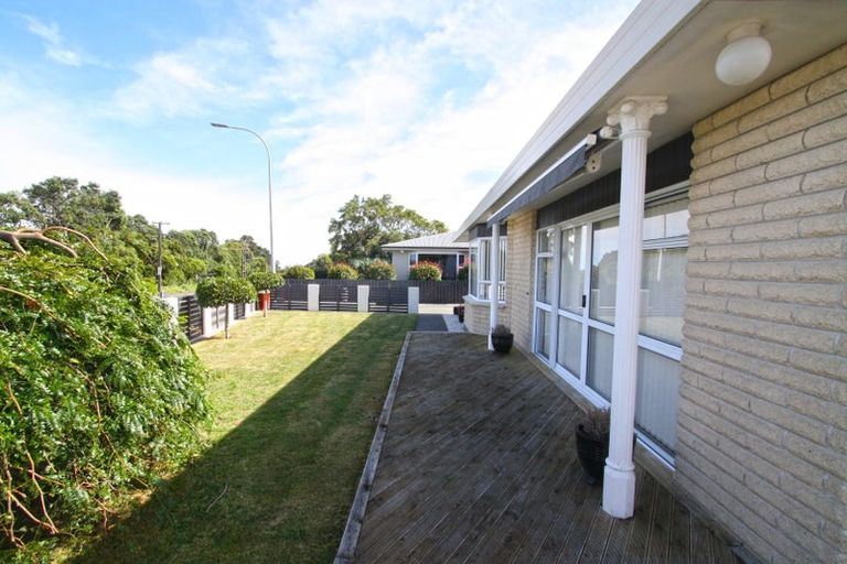 Photo of property in 145 Mangorei Road, Merrilands, New Plymouth, 4312