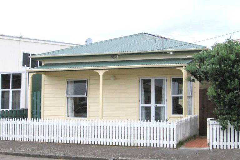 Photo of property in 4 Horner Street, Newtown, Wellington, 6021