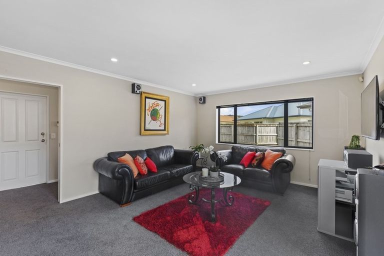 Photo of property in 16 Woodland Grove, Wainuiomata, Lower Hutt, 5014