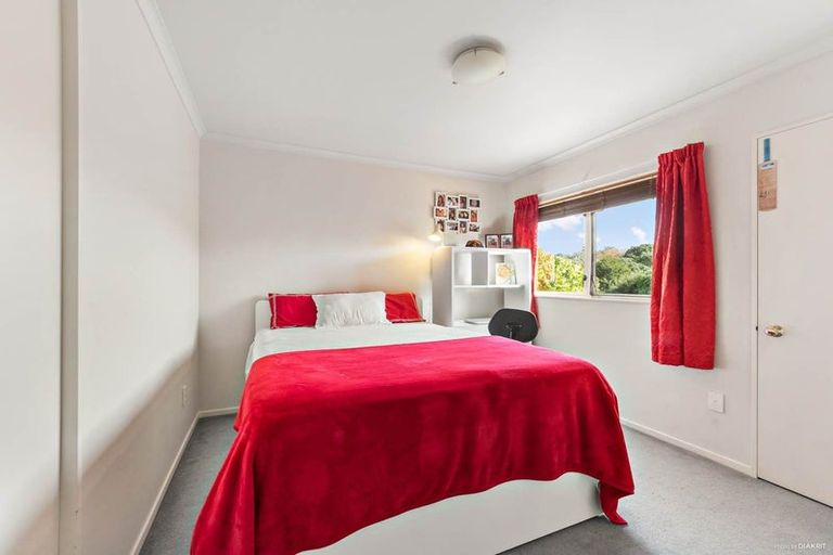 Photo of property in 9 Bickleigh Grove, New Lynn, Auckland, 0600