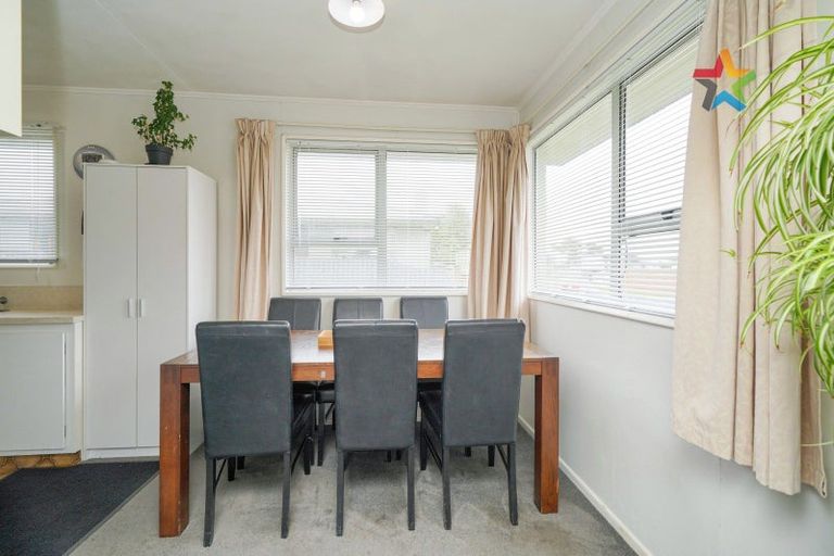 Photo of property in 10 Burns Street, Kew, Invercargill, 9812