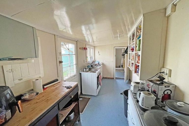 Photo of property in 10 Clyde Street, North Dunedin, Dunedin, 9016