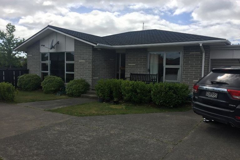 Photo of property in 141 Hamilton Avenue, Ilam, Christchurch, 8041