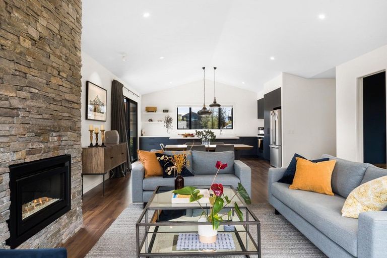 Photo of property in 5 Durness Court, Jacks Point, Queenstown, 9371