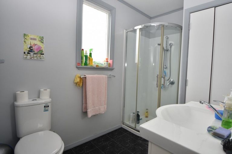 Photo of property in 13 Moreton Road, Carterton, 5713