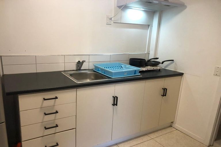 Photo of property in 113 Akaroa Drive, Maupuia, Wellington, 6022