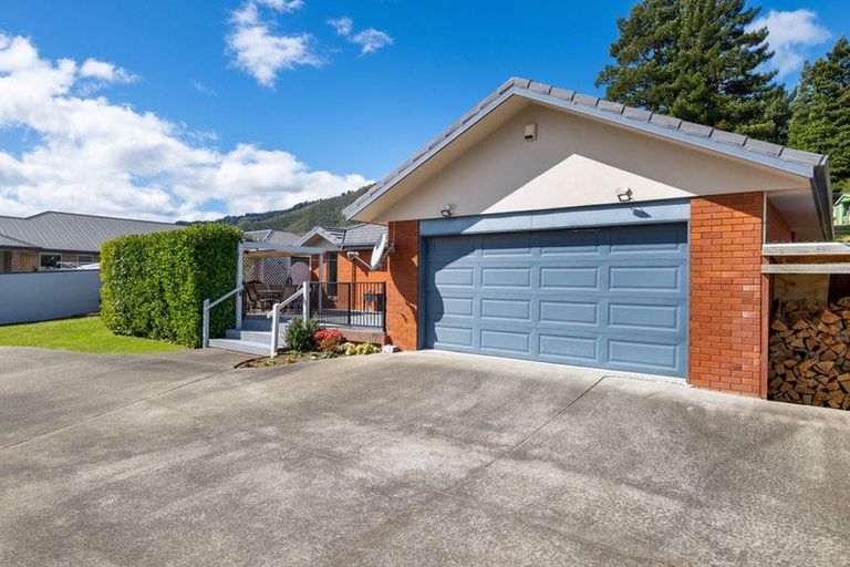 Photo of property in 20 Admiralty Place, Waikawa, Picton, 7220
