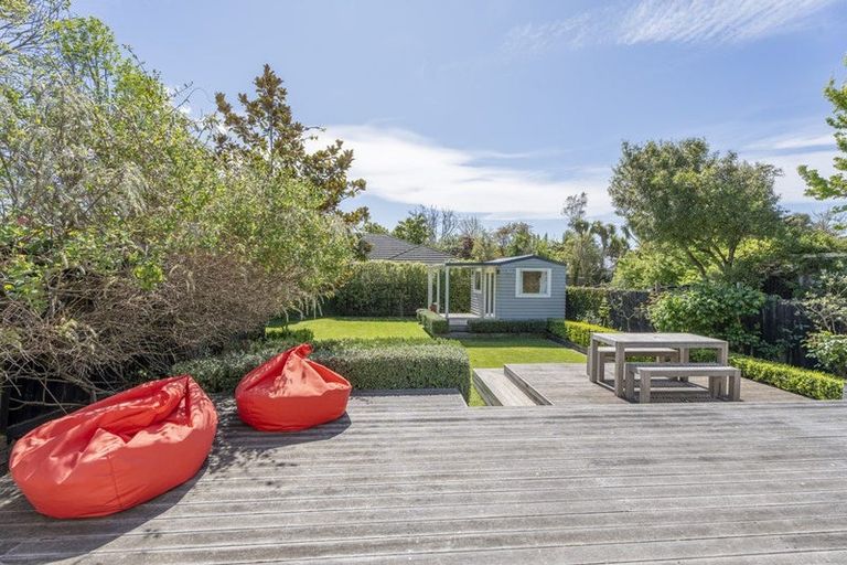 Photo of property in 9 Malcolm Avenue, Cashmere, Christchurch, 8022