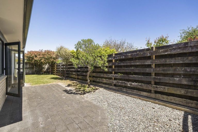 Photo of property in 53 Dalton Drive, Papamoa Beach, Papamoa, 3118