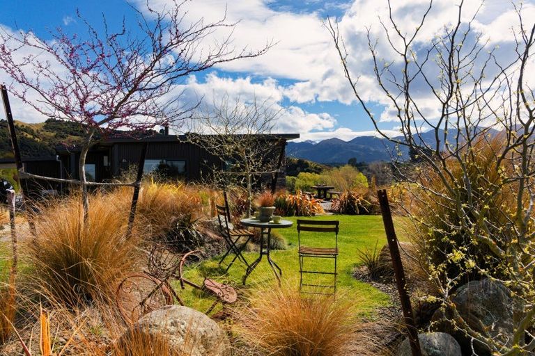 Photo of property in 250 Scotts Road, Inland Road, Kaikoura, 7373