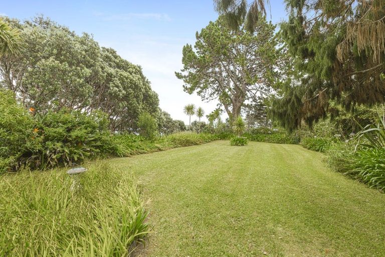 Photo of property in 32 Pohutukawa Road, Beachlands, Auckland, 2018