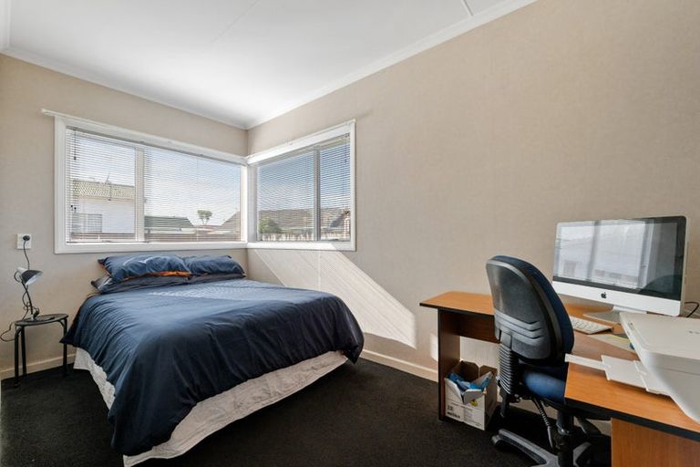 Photo of property in 52 Dixon Avenue, Hawera, 4610