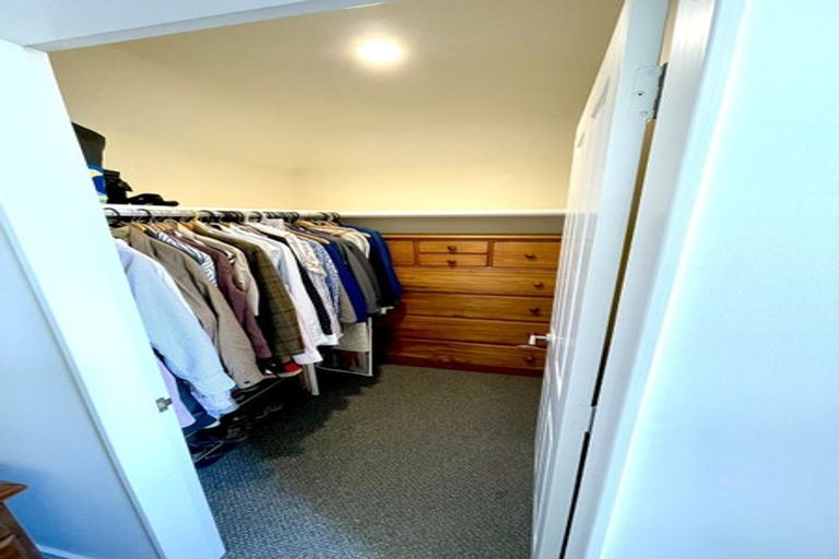 Photo of property in 17a Furlong Crescent, Churton Park, Wellington, 6037