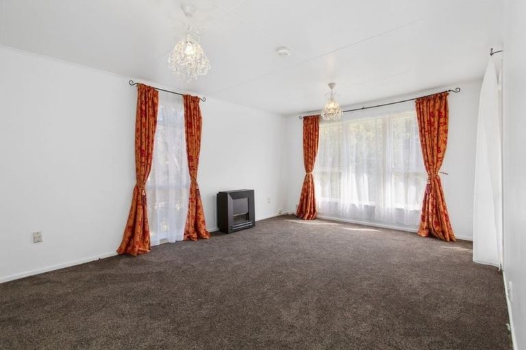 Photo of property in 112 Jamaica Drive, Grenada North, Wellington, 5028