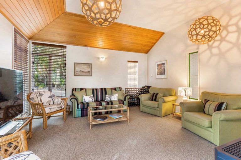 Photo of property in 27 Golden Hills Drive, Pauanui, Hikuai, 3579