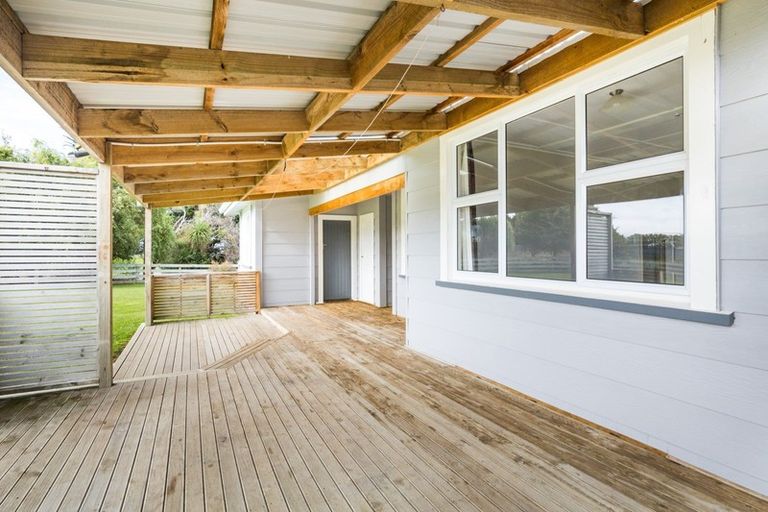 Photo of property in 2079 Kimbolton Road, Kiwitea, Feilding, 4777
