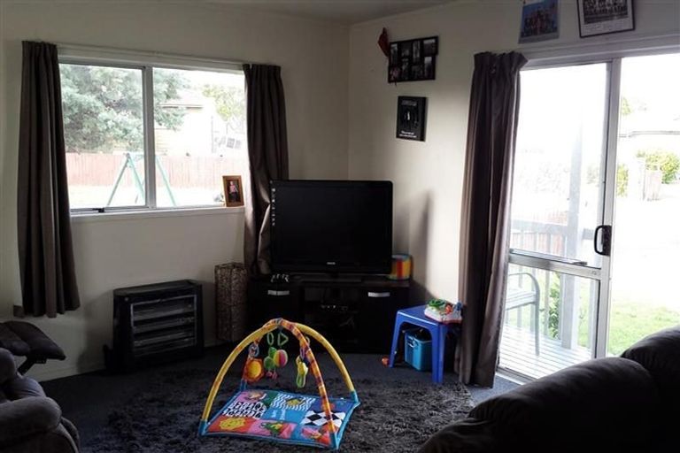 Photo of property in 63 Burundi Avenue, Clendon Park, Auckland, 2103
