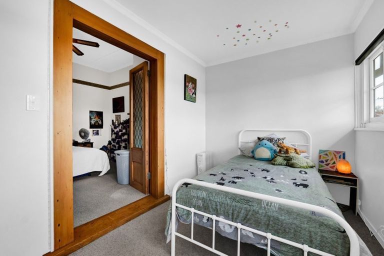 Photo of property in 17 Clifford Street, Hawera, 4610