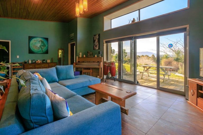 Photo of property in 346 Kirikopuni Road, Parakao, Whangarei, 0172