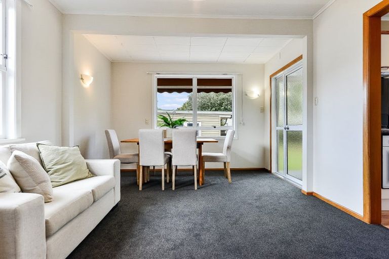 Photo of property in 12 Carlyle Avenue, Chartwell, Hamilton, 3210