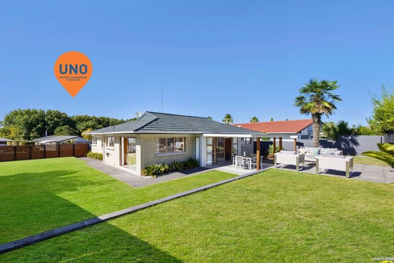 Photo of property in 34 Meadway, Sunnyhills, Auckland, 2010