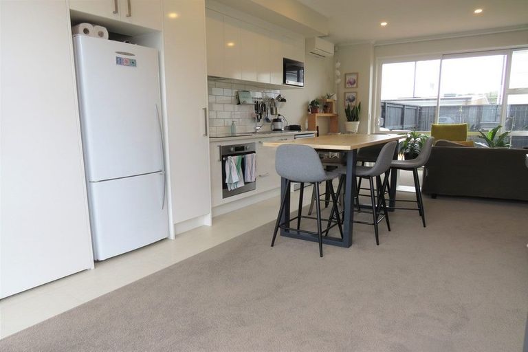 Photo of property in 23 Spotted Dove Road, Hobsonville, Auckland, 0616