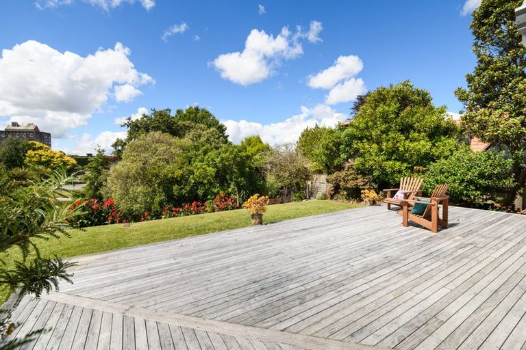 Photo of property in 107 Jickell Street, Hokowhitu, Palmerston North, 4410