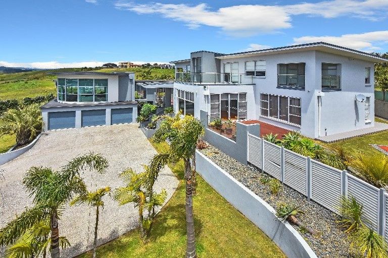 Photo of property in 776 Redoubt Road, Flat Bush, Auckland, 2019