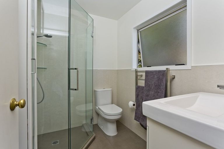 Photo of property in 3/8 Braemar Road, Castor Bay, Auckland, 0620