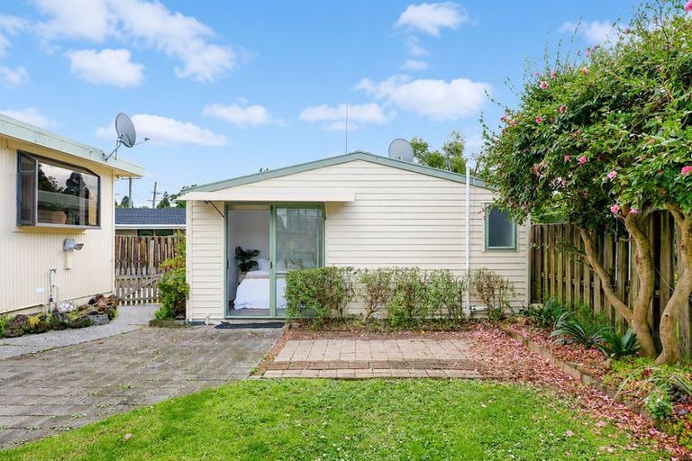 Photo of property in 22 Mitcham Avenue, Forest Lake, Hamilton, 3200