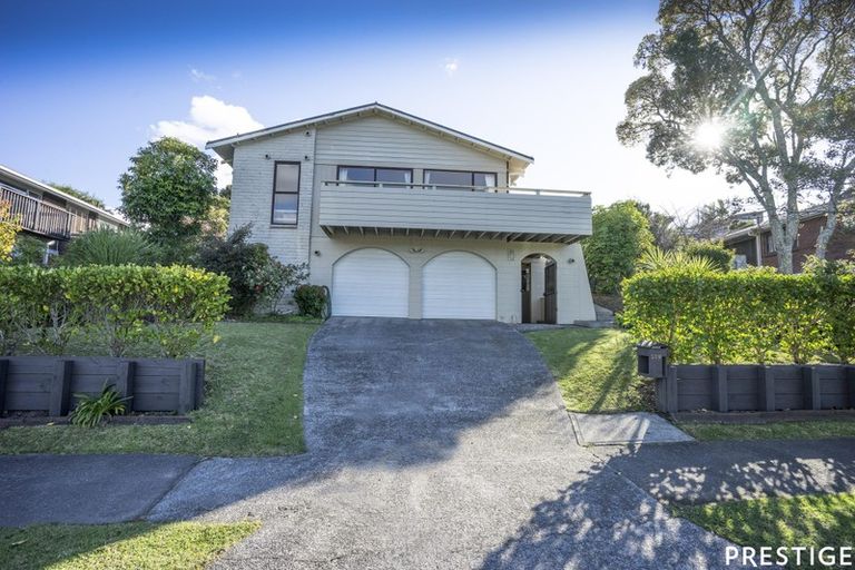 Photo of property in 119 Chelsea View Drive, Chatswood, Auckland, 0626