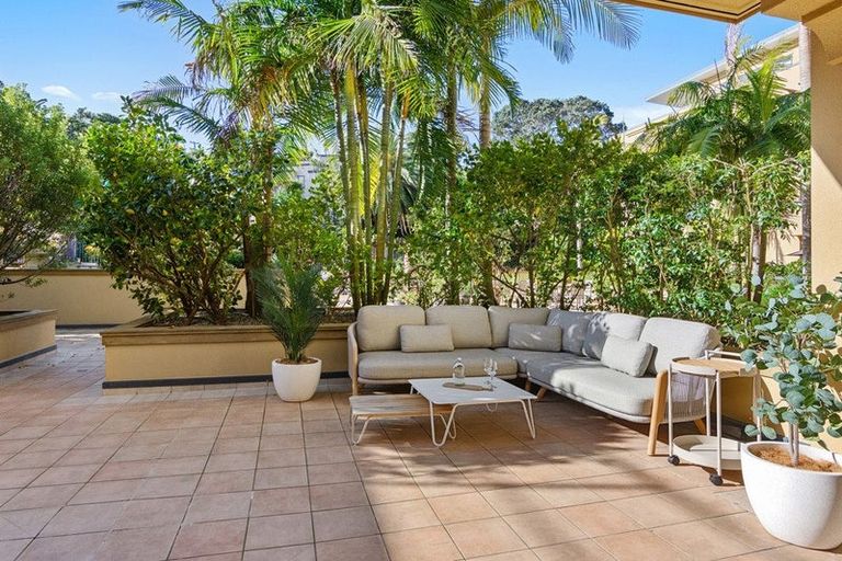 Photo of property in 1p/7-11 Bute Road, Browns Bay, Auckland, 0630