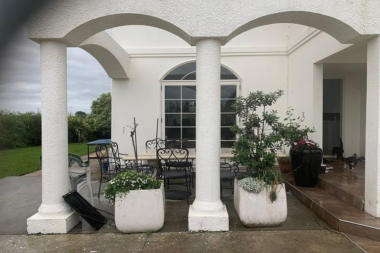 Photo of property in 6 Grace Street North, Sanson, 4817