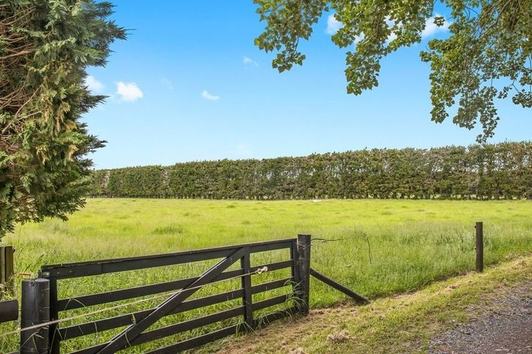 Photo of property in 449 School Road, Tomarata, Wellsford, 0974