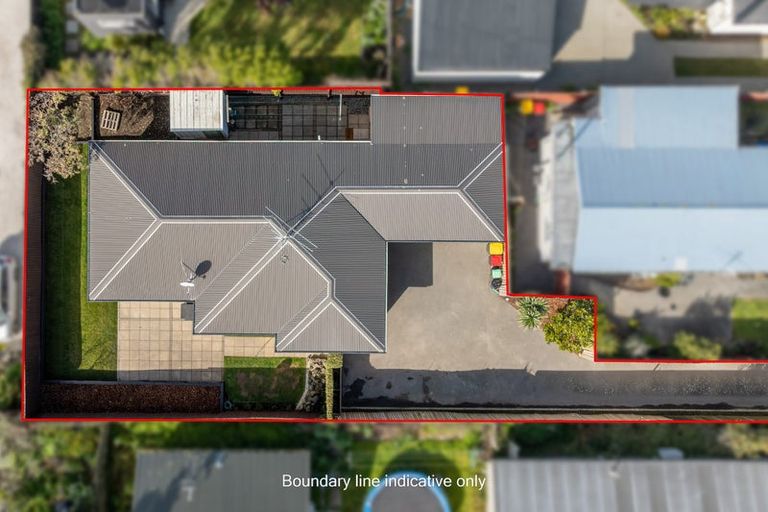 Photo of property in 183 Estuary Road, South New Brighton, Christchurch, 8062