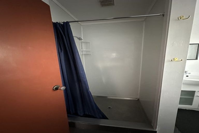 Photo of property in 9c Ironside Road, Johnsonville, Wellington, 6037