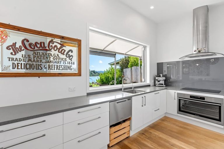 Photo of property in 1248 Sandspit Road, Sandspit, Warkworth, 0982