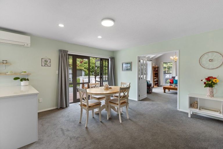 Photo of property in 28 Rubens Place, Burnside, Christchurch, 8053
