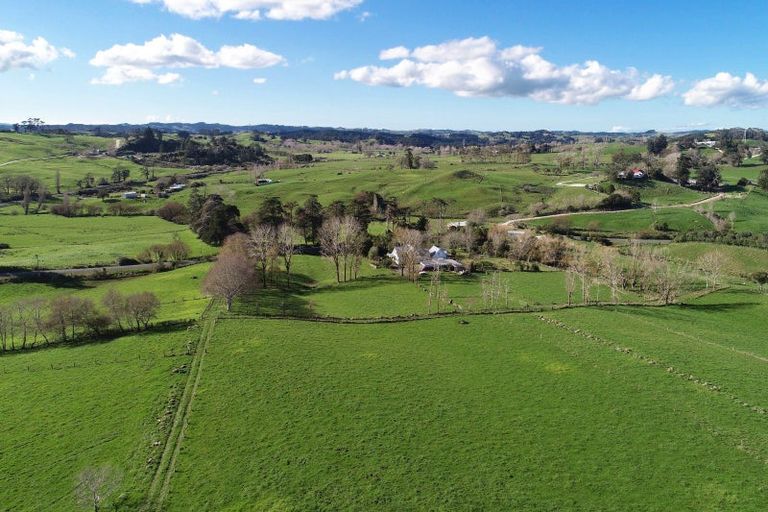 Photo of property in 917 Port Albert Road, Wellsford, 0973