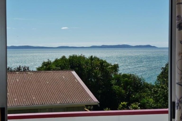 Photo of property in 6 Kupe Road, Coopers Beach, 0420