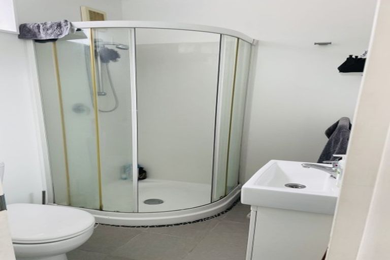 Photo of property in 2/63 Darlington Road, Miramar, Wellington, 6022