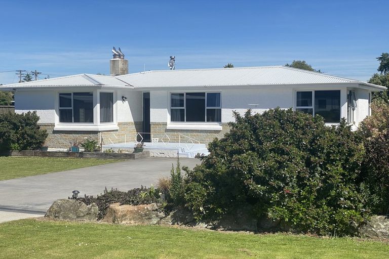 Photo of property in 32 Constitution Avenue, Milton, 9220