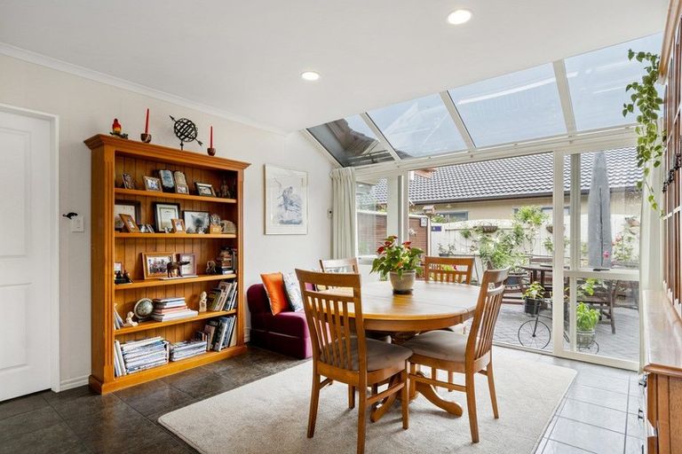 Photo of property in 28 Calypso Drive, Papamoa Beach, Papamoa, 3118