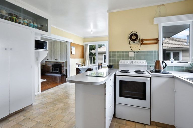 Photo of property in 62 Mount View Road, Melville, Hamilton, 3206