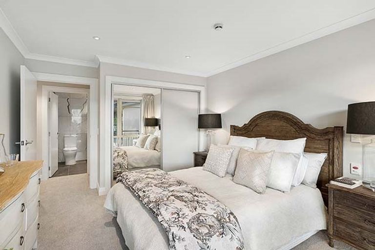 Photo of property in 98b/30 Ambassador Glade, Orewa, 0931